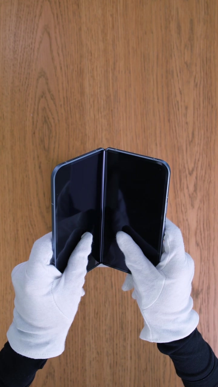 Смартфон Google Pixel 10 Pro Fold (Moonstone) Nano-sim + eSim