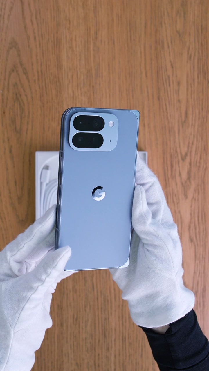 Смартфон Google Pixel 10 Pro Fold (Moonstone) Nano-sim + eSim