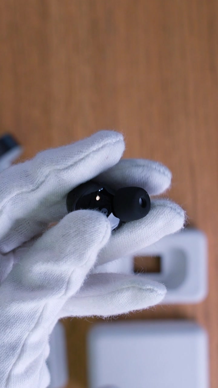 Sony WF-1000XM5 Wireless Earbuds (Чёрный)