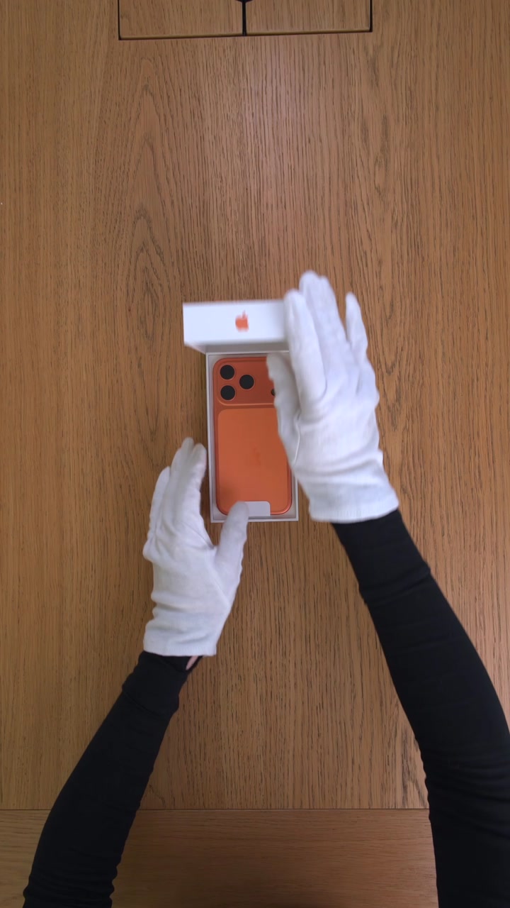 Apple iPhone 17 Pro Cosmic Orange (Оранжевый) Nano-sim + eSim