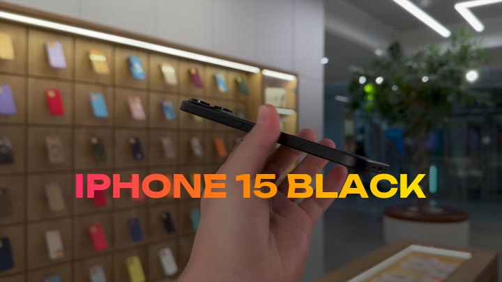 iPhone 15 Black