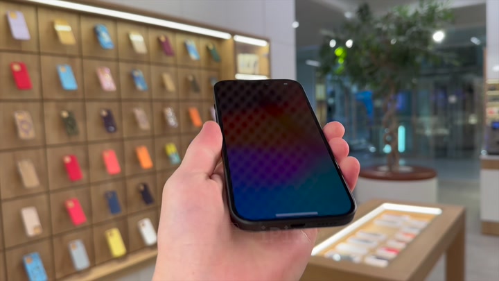 iPhone 15 Black