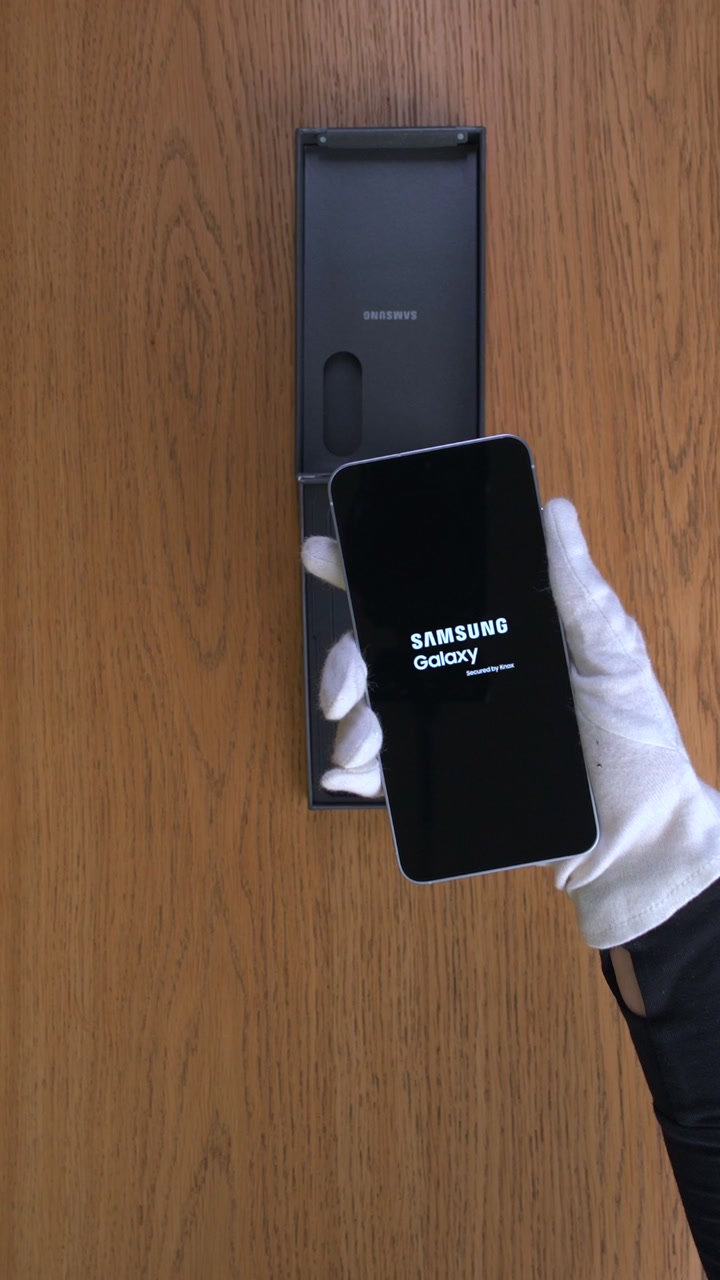 Смартфон Samsung Galaxy S25 5G (Iceblue) SM-S931/DS (Dual Nano-sim + eSim)
