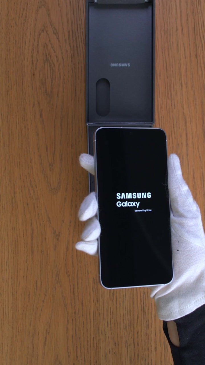 Смартфон Samsung Galaxy S25 5G (Iceblue) SM-S931/DS (Dual Nano-sim + eSim)