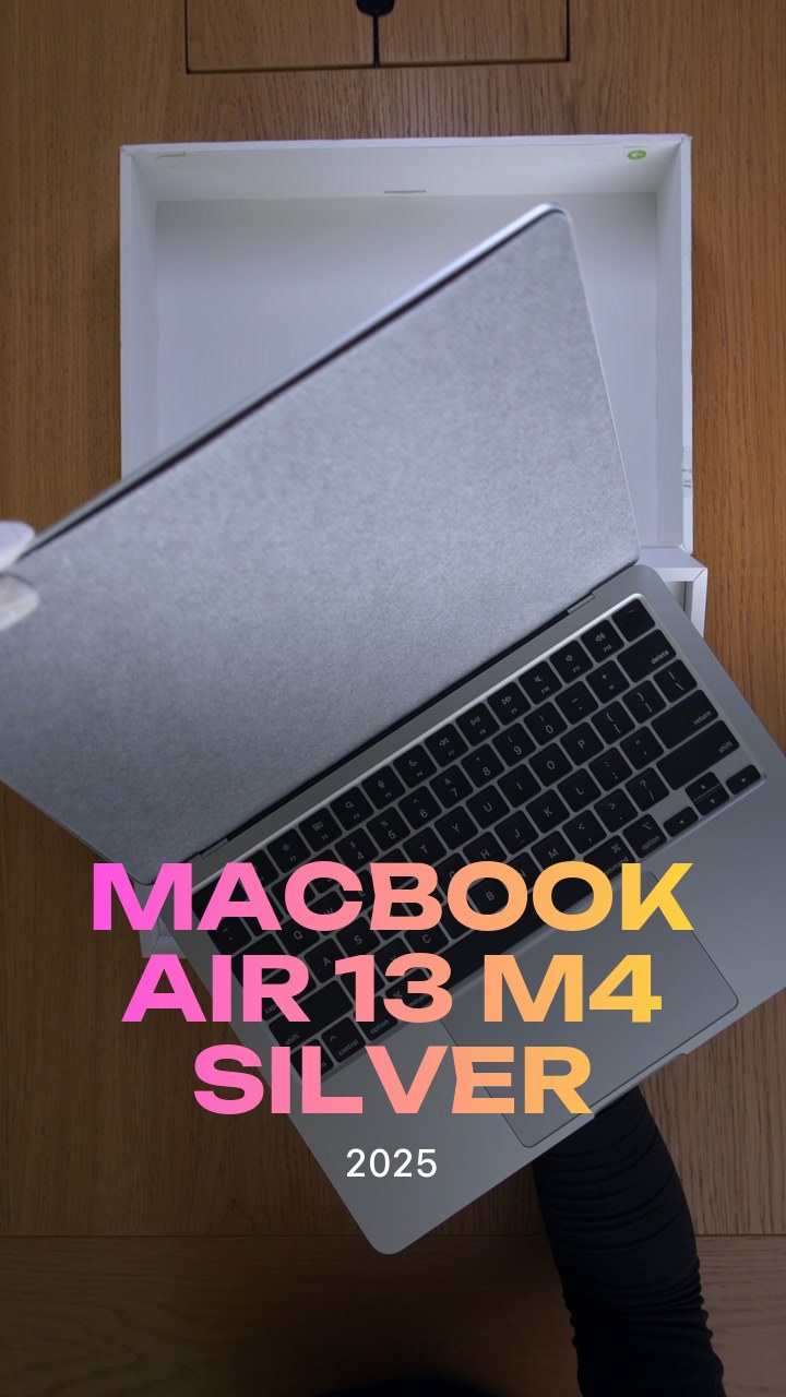 Apple MacBook Air 13 (2025) M4 (10CPU/8GPU/16GB/256GB) Silver (MW0W3)