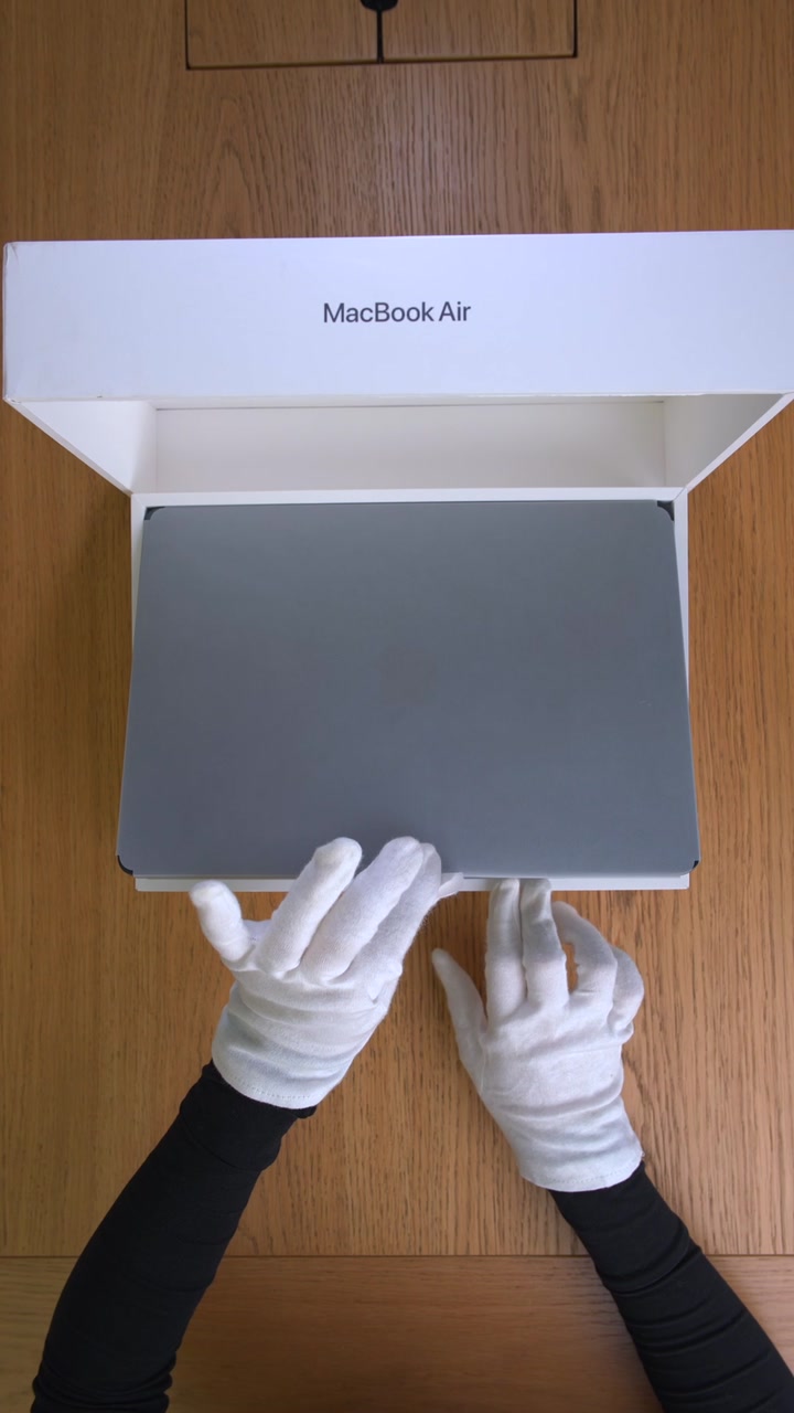 Apple MacBook Air 13 (2025) M4 (10CPU/8GPU/16GB/256GB) Midnight (MW123)