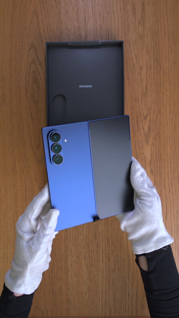 Смартфон Samsung Galaxy Z Fold 7 (Blue Shadow) SM-F966 (Dual Nano-sim + eSim)