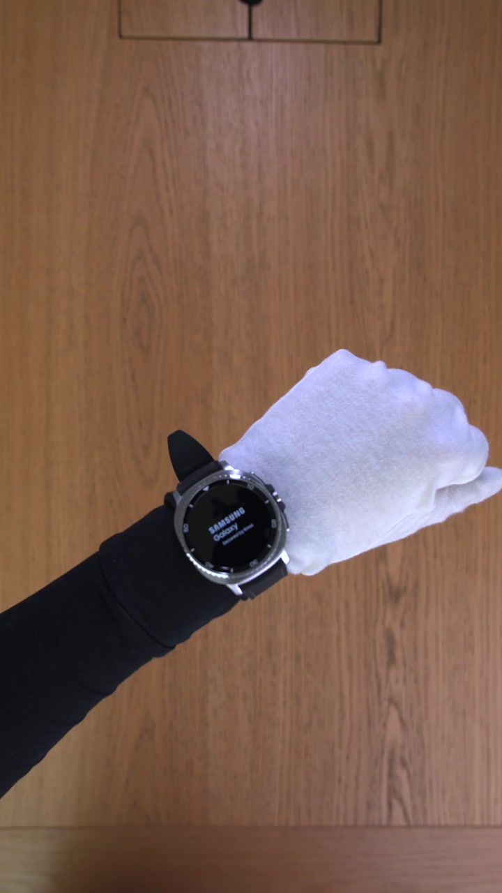 Samsung Galaxy Watch 8 Classic (Bluetooth) 46mm (Black) SM-L500