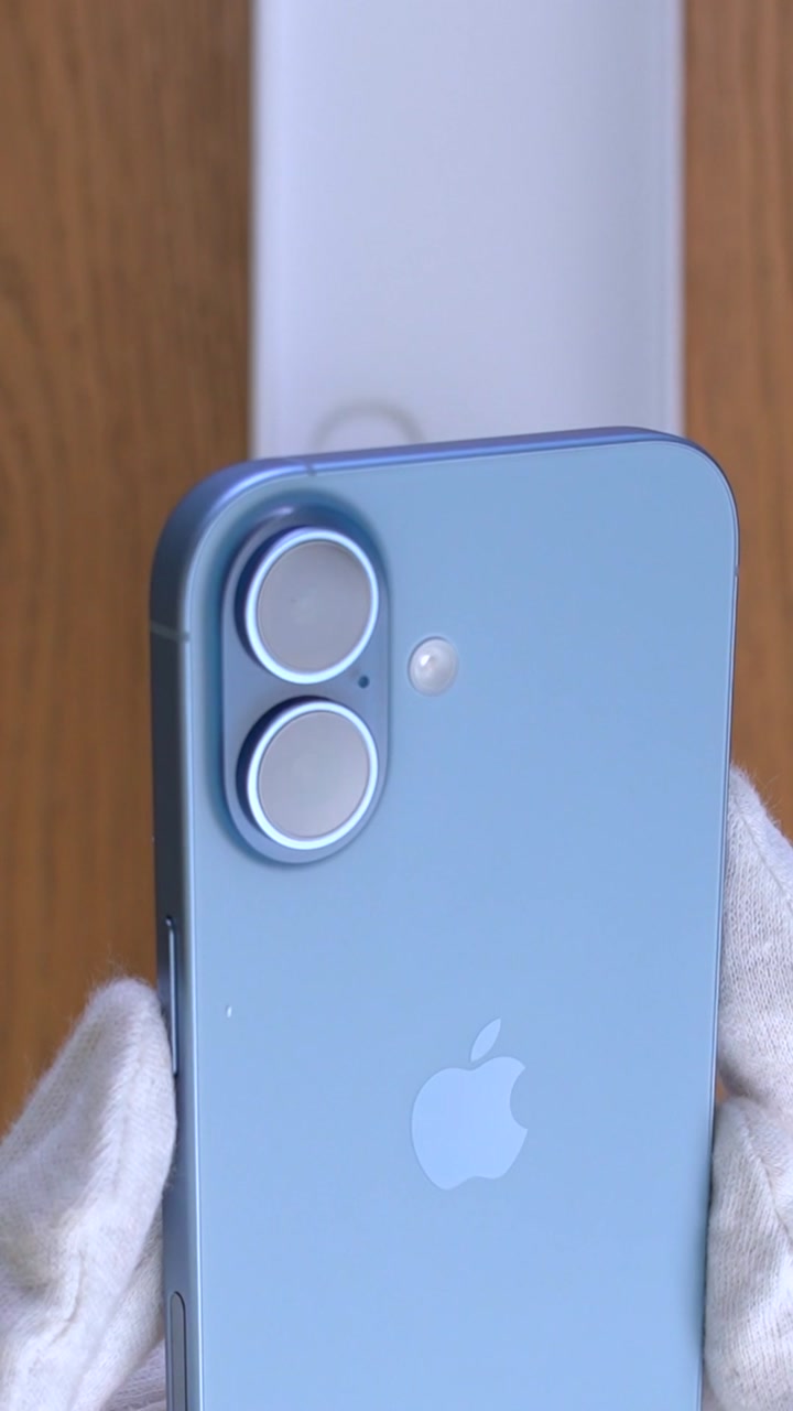 Apple iPhone 17 Mist Blue (Голубой) Nano-sim + eSim