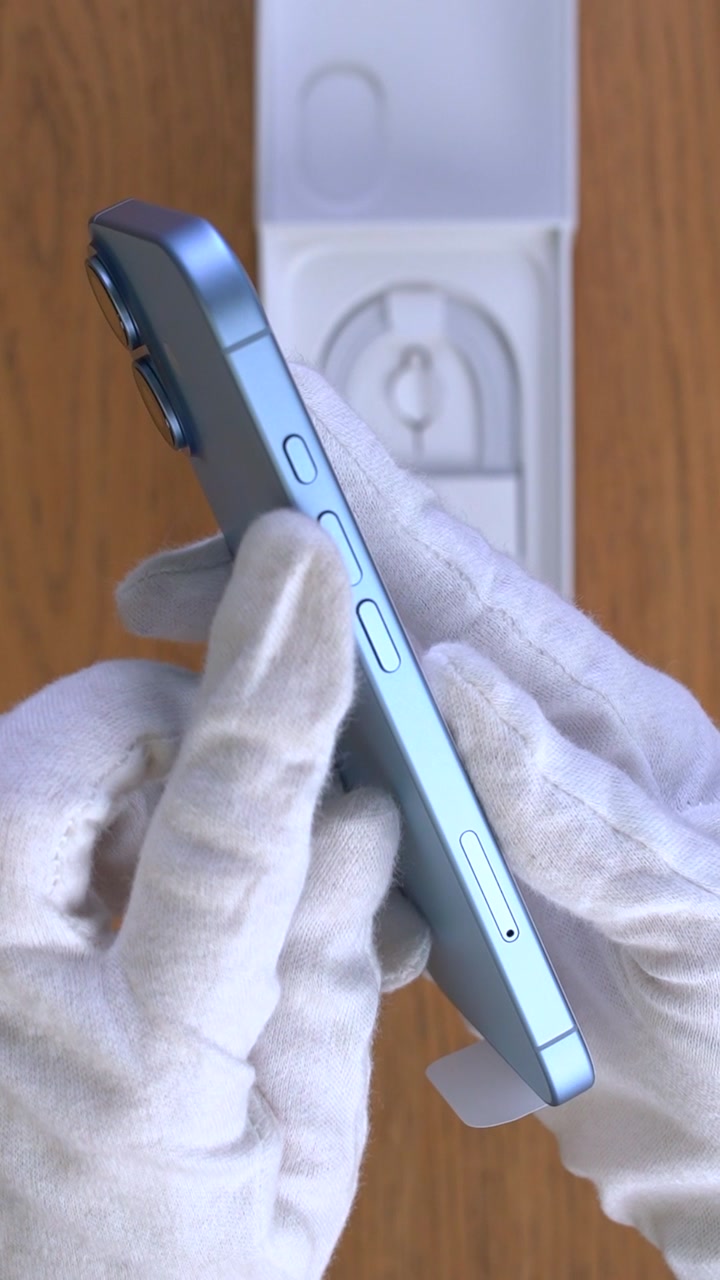 Apple iPhone 17 Mist Blue (Голубой) Nano-sim + eSim