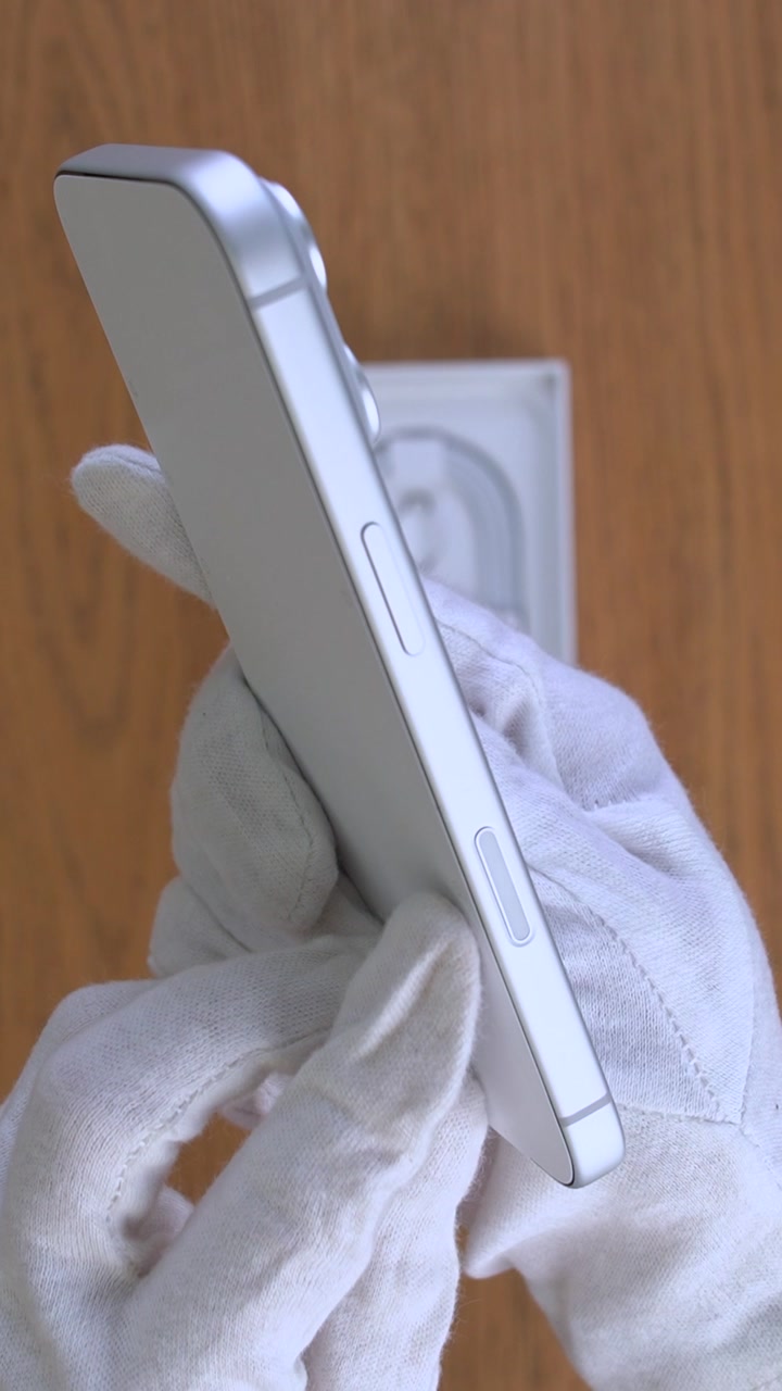 Apple iPhone 17 Pro Silver (Серебристый) Nano-sim + eSim