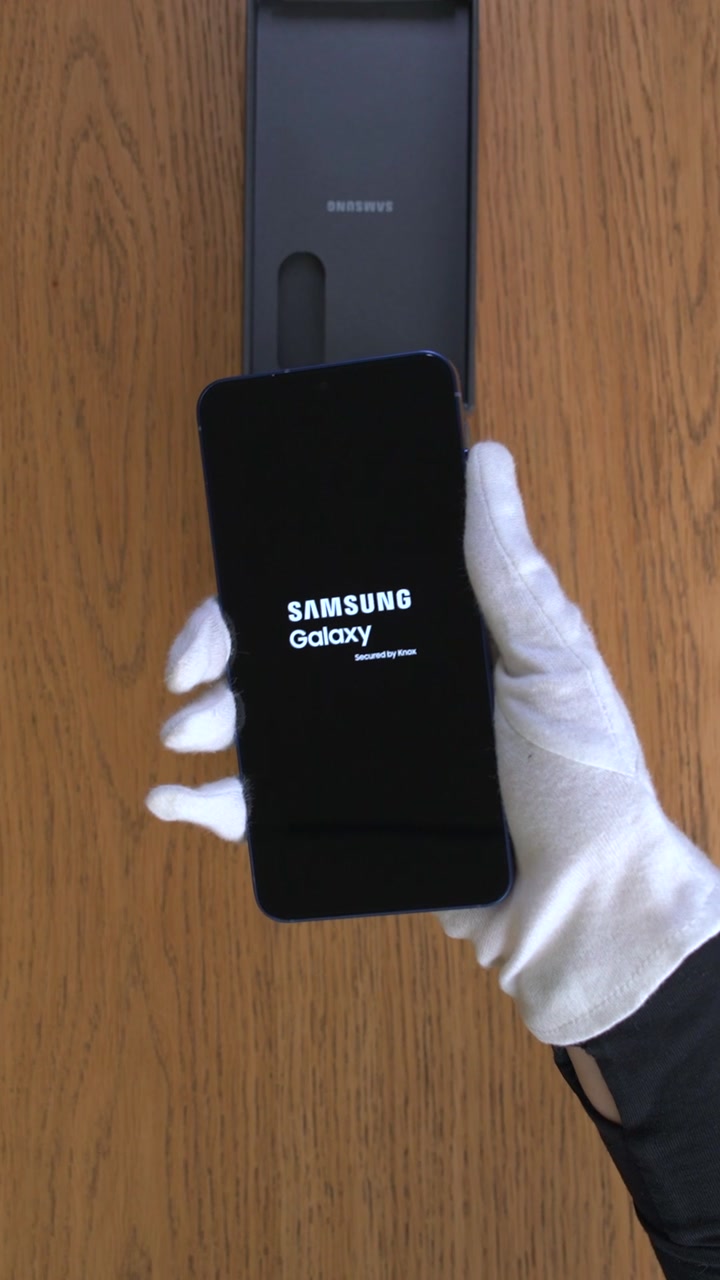 Смартфон Samsung Galaxy S25 5G 12Gb/256Gb (Navy) SM-S931/DS (Dual Nano-sim + eSim)