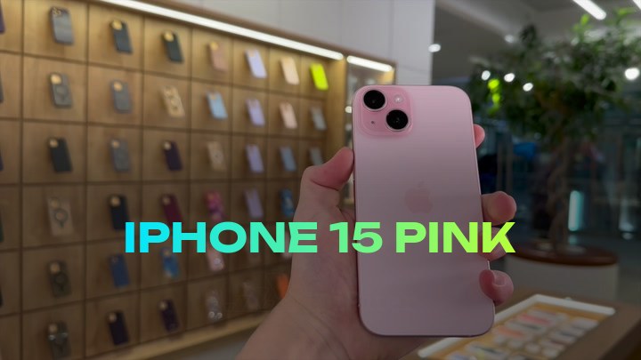 iPhone 15 Pink