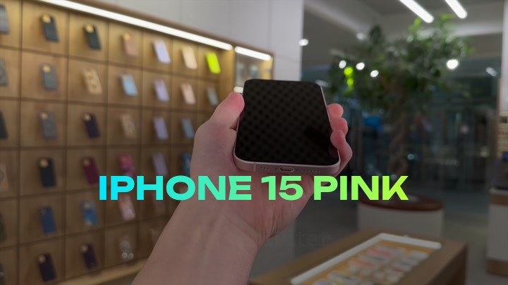 iPhone 15 Pink