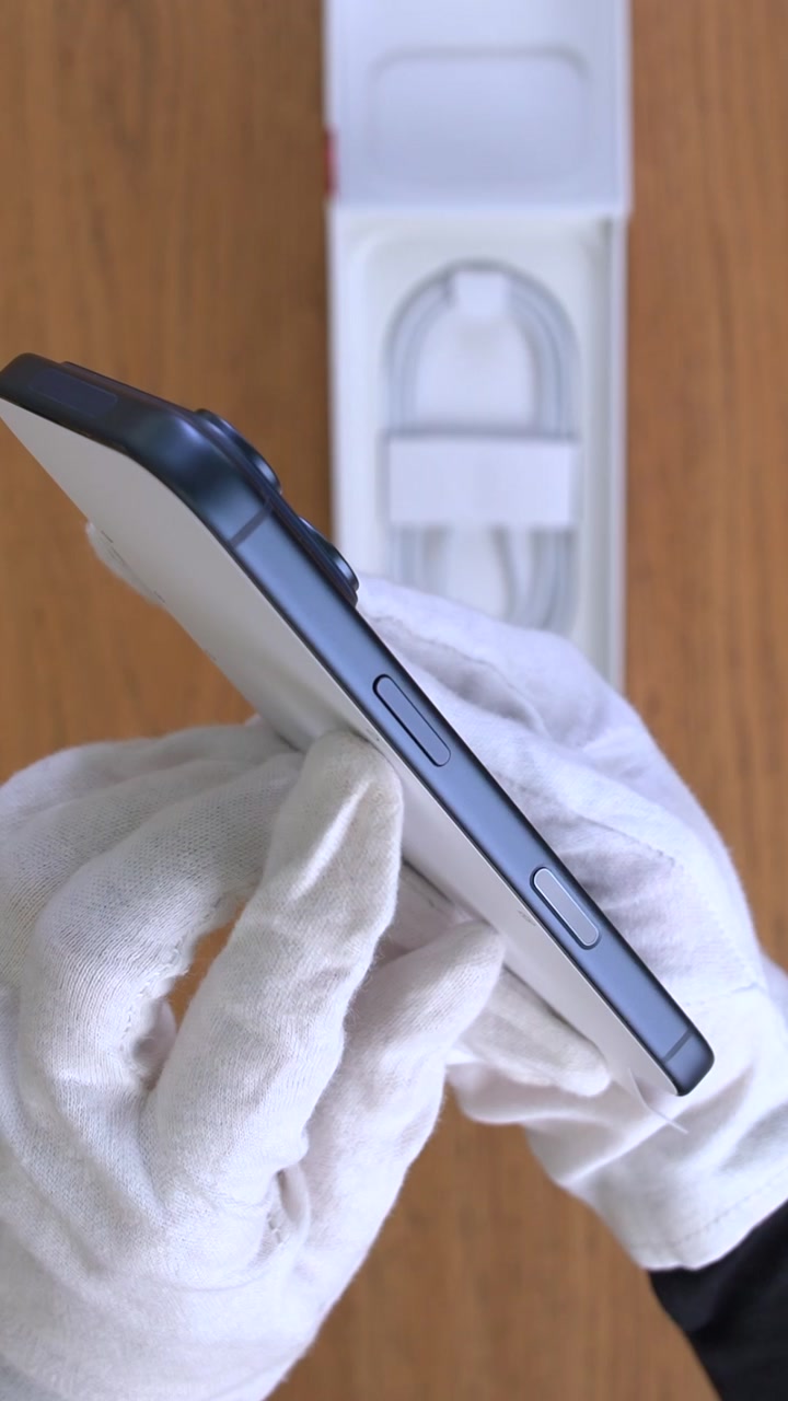 Apple iPhone 17 Pro Deep Blue (Тёмно-синий) eSim + eSim