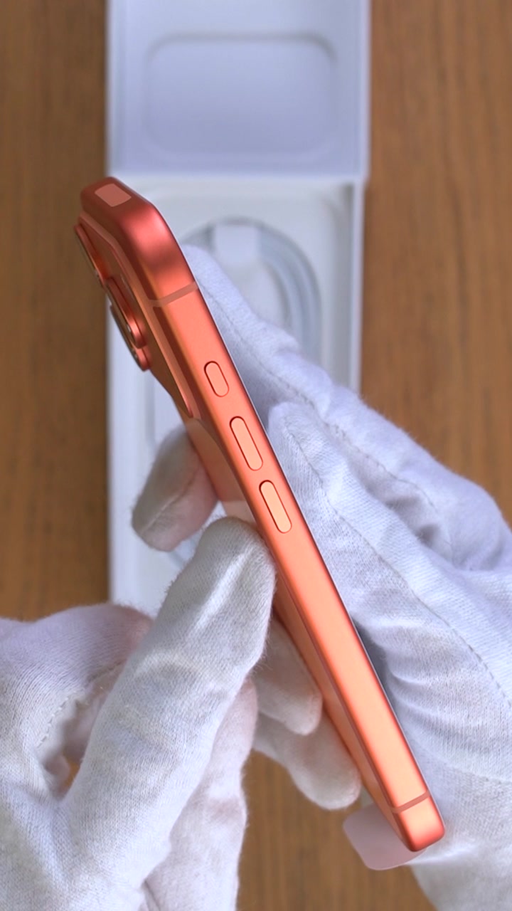 Apple iPhone 17 Pro 512Gb Cosmic Orange (Оранжевый) eSim + eSim