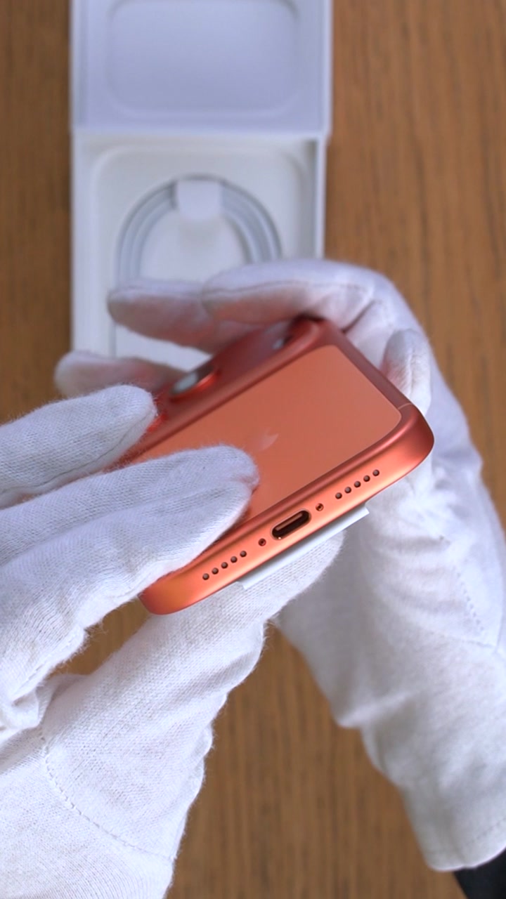 Apple iPhone 17 Pro 512Gb Cosmic Orange (Оранжевый) eSim + eSim