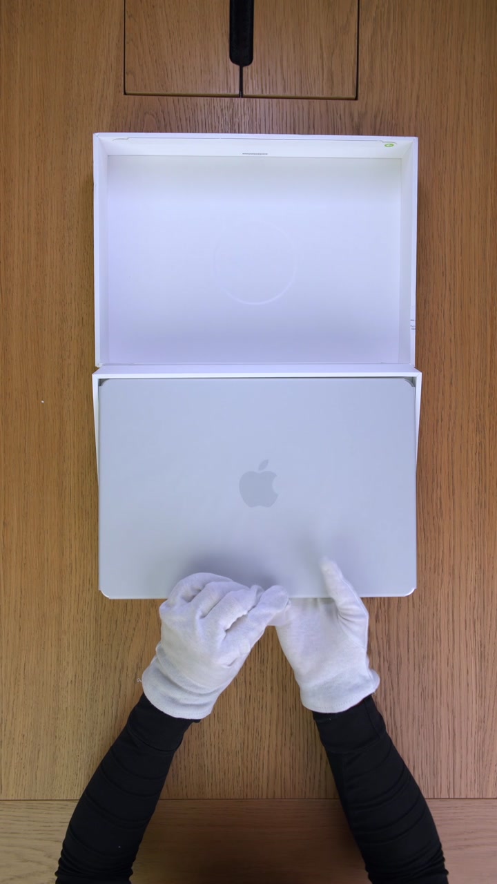 Apple MacBook Neo (2026) A18 Pro (6CPU/5GPU/8GB/512GB) Silver (MHFC4)