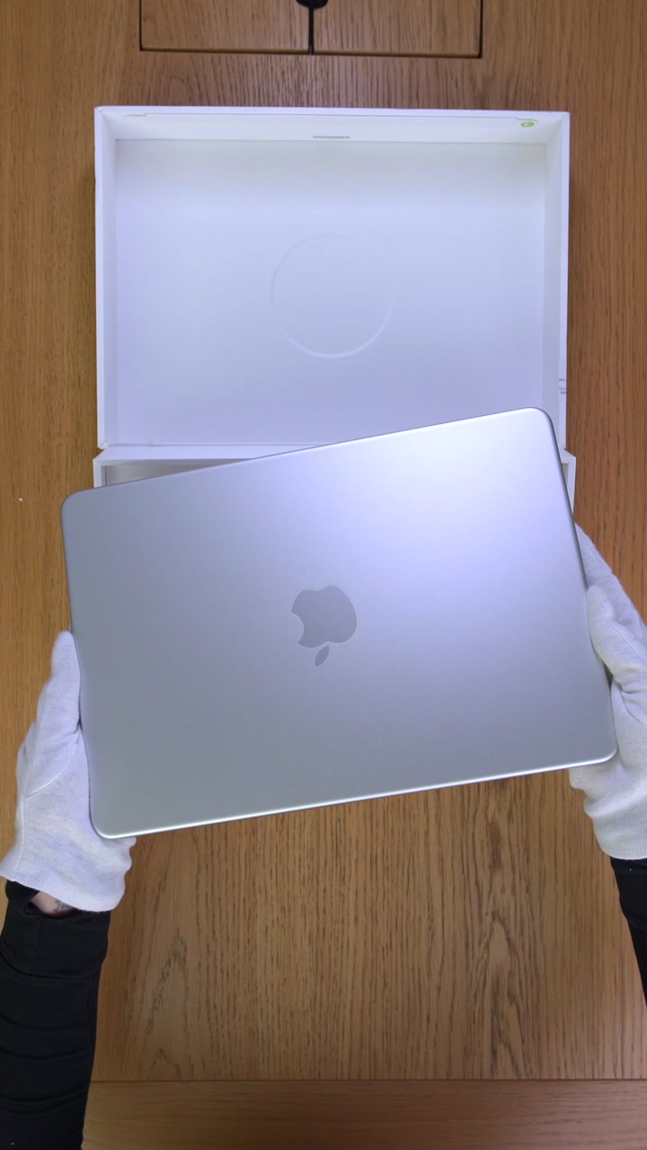 Apple MacBook Neo (2026) A18 Pro (6CPU/5GPU/8GB/512GB) Silver (MHFC4)