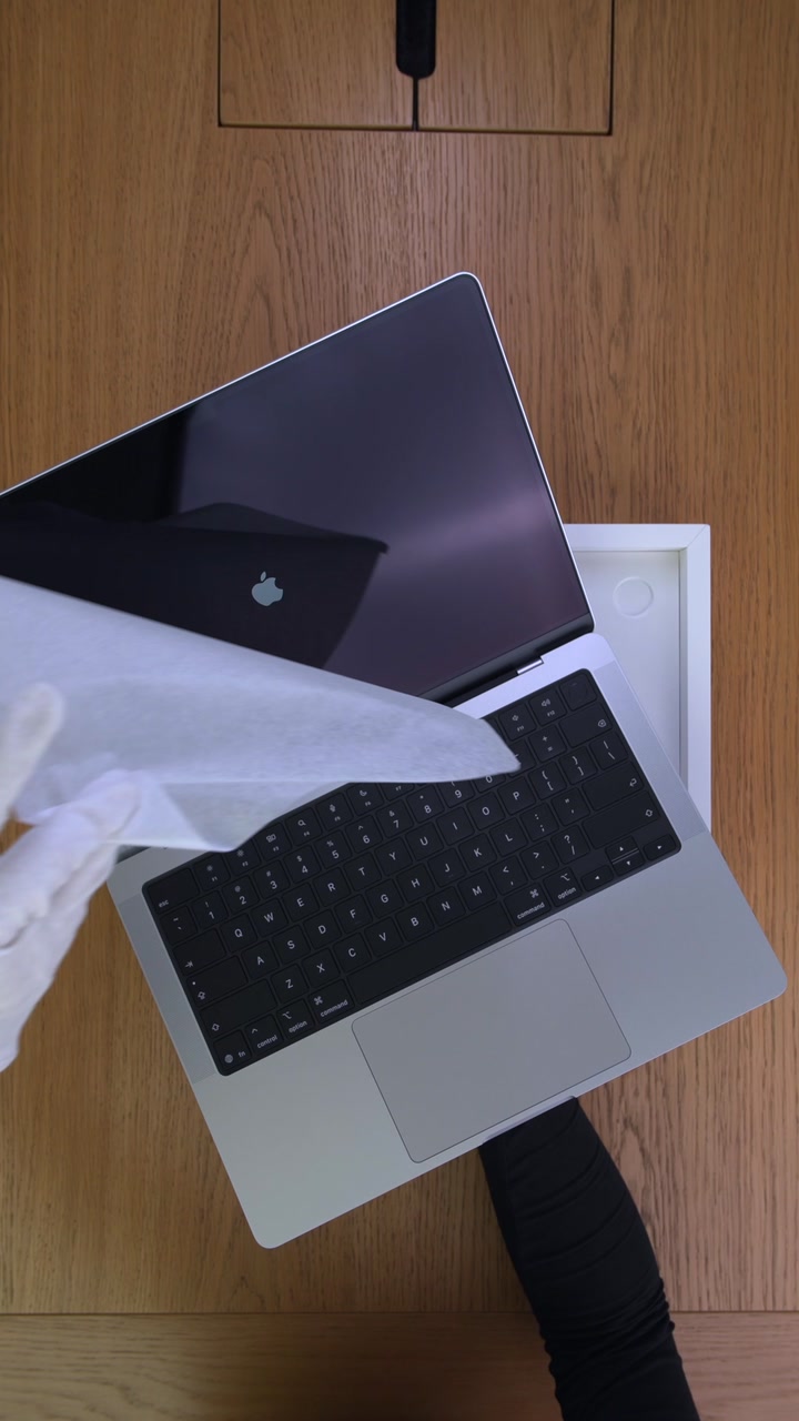 Apple MacBook Pro 14 (2026) M5 Pro Silver