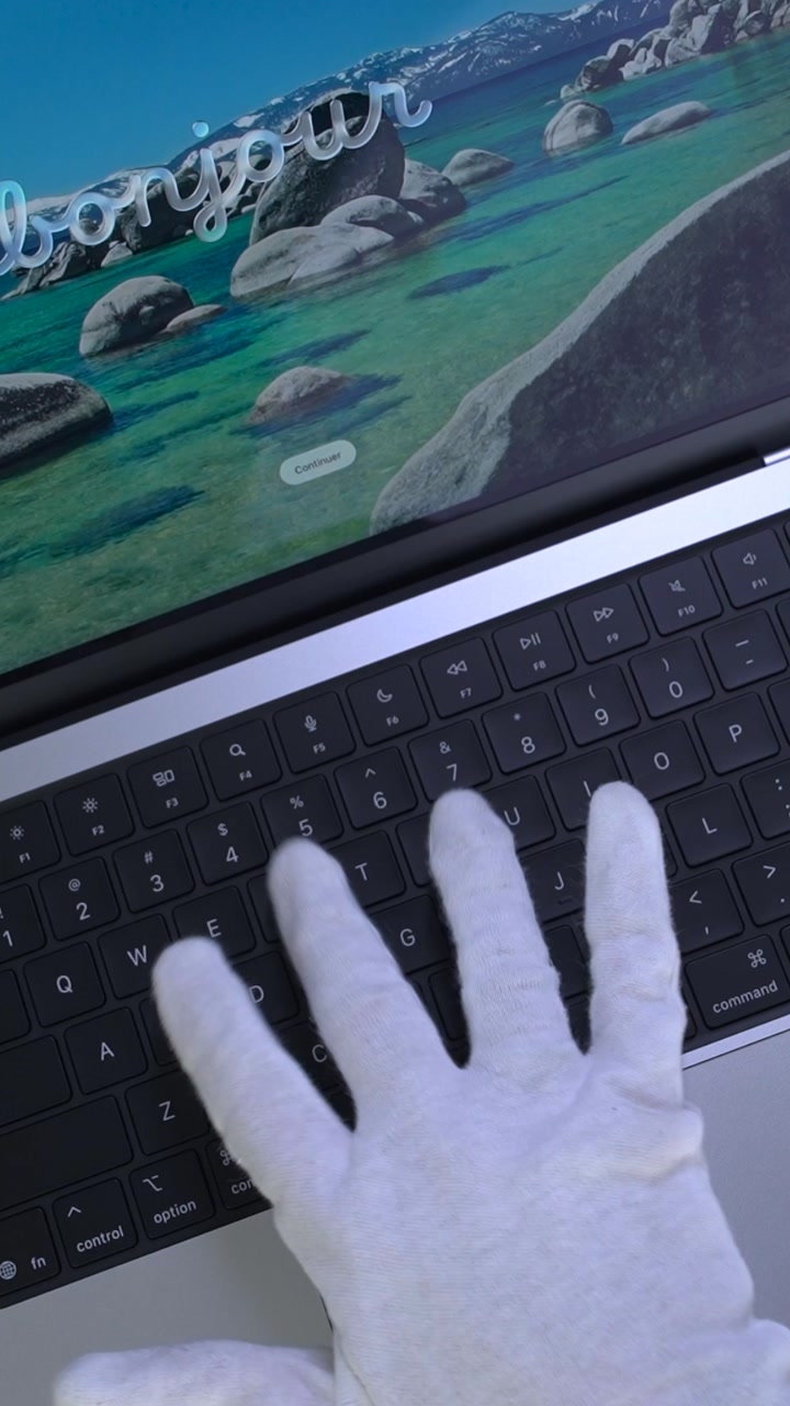 Apple MacBook Pro 14 (2026) M5 Pro Silver