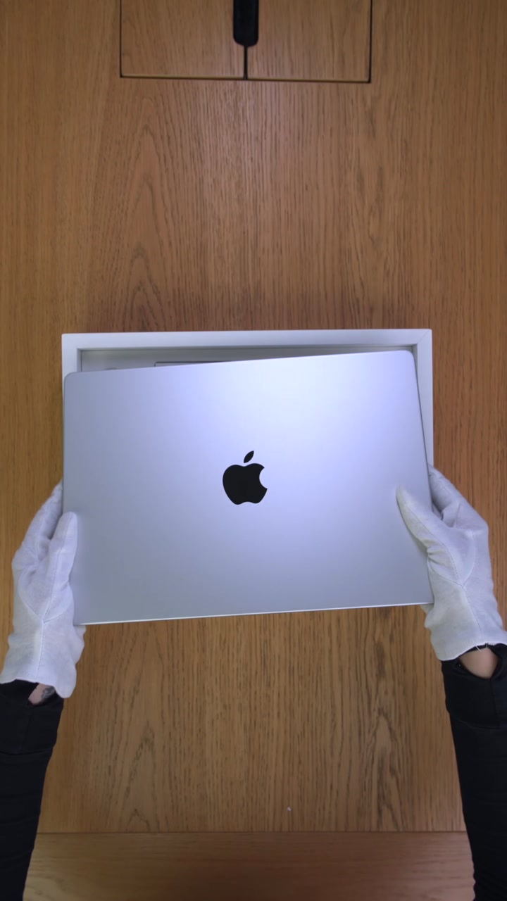 Apple MacBook Pro 14 (2026) M5 Pro Silver