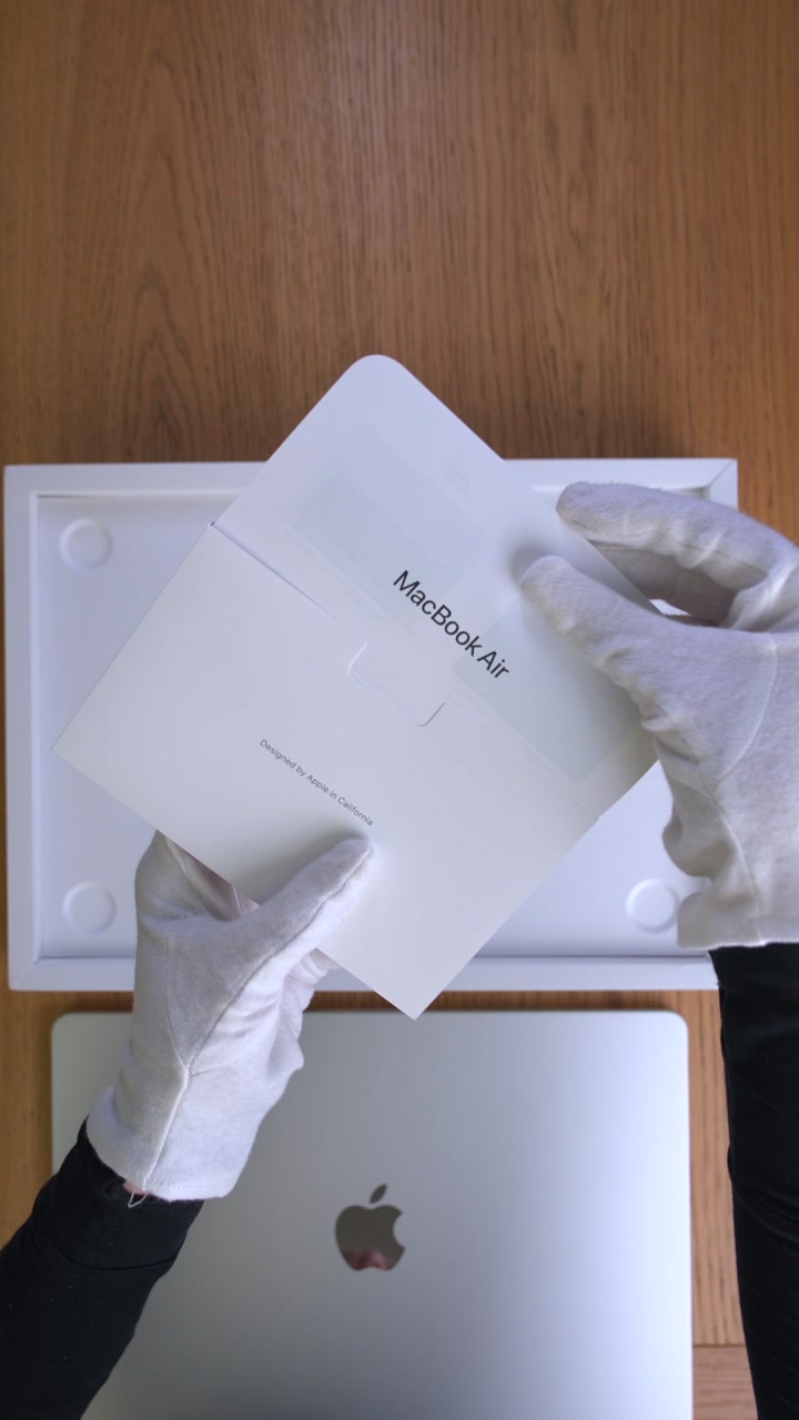 Apple MacBook Air 15 (2026) M5 Silver