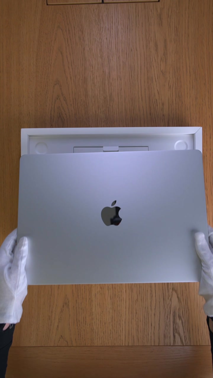 Apple MacBook Air 15 (2026) M5 Silver