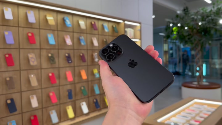 iPhone 15 Pro Black Titanium