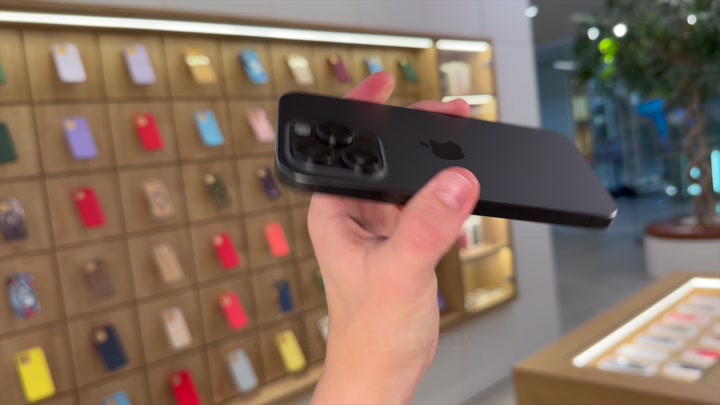 iPhone 15 Pro Black Titanium