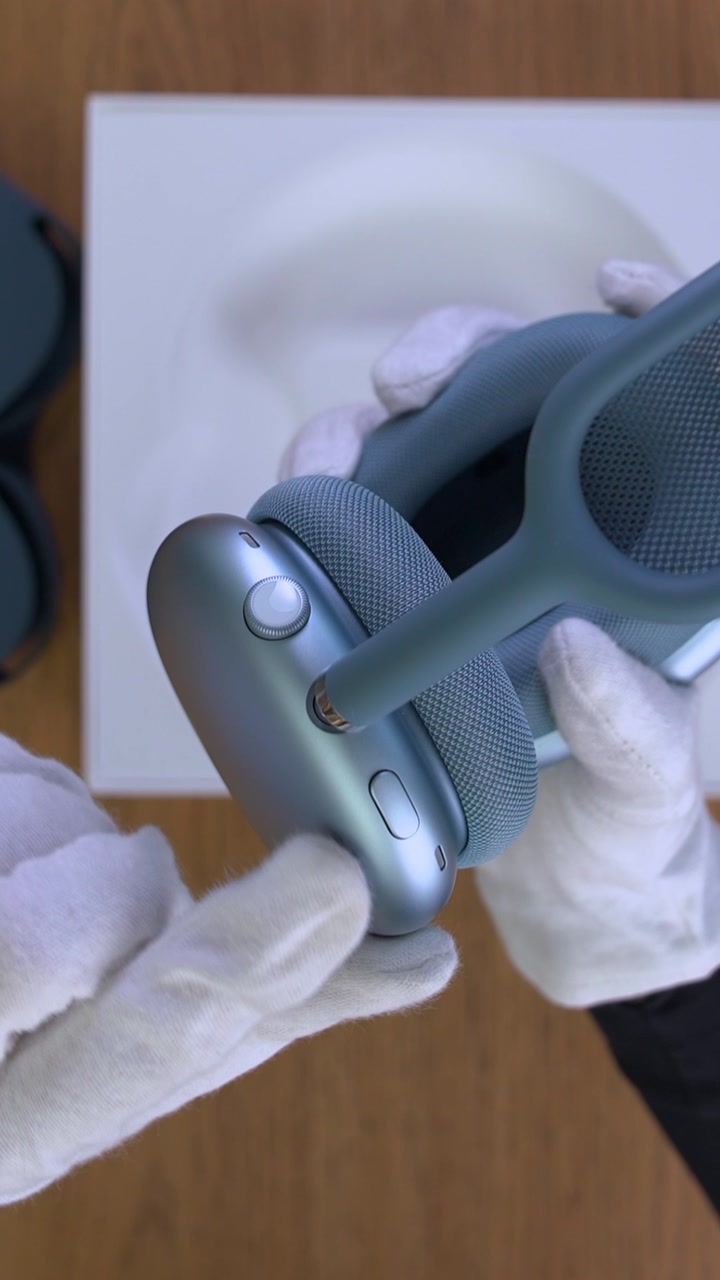AirPods Max 2  (2026) Blue