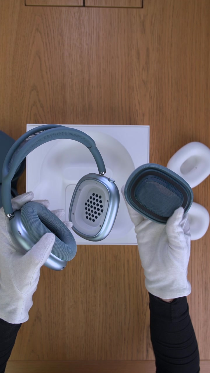 AirPods Max 2  (2026) Blue