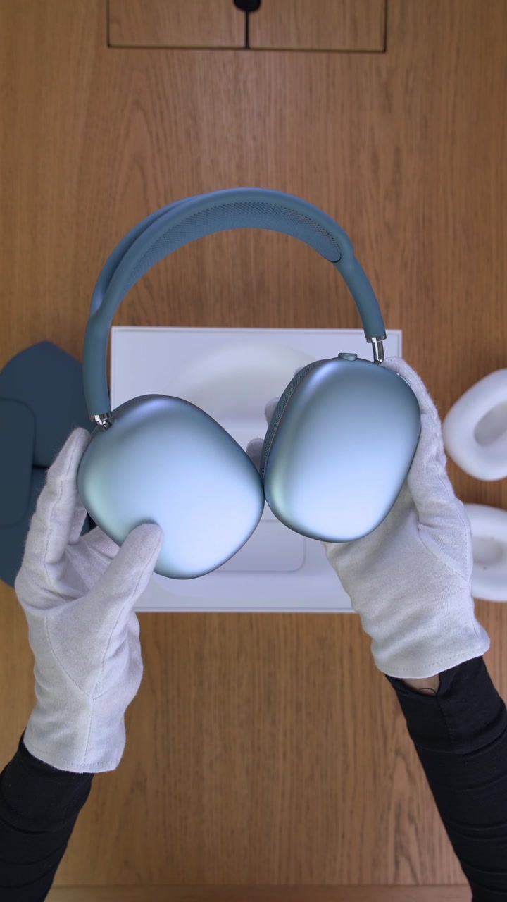 AirPods Max 2  (2026) Blue