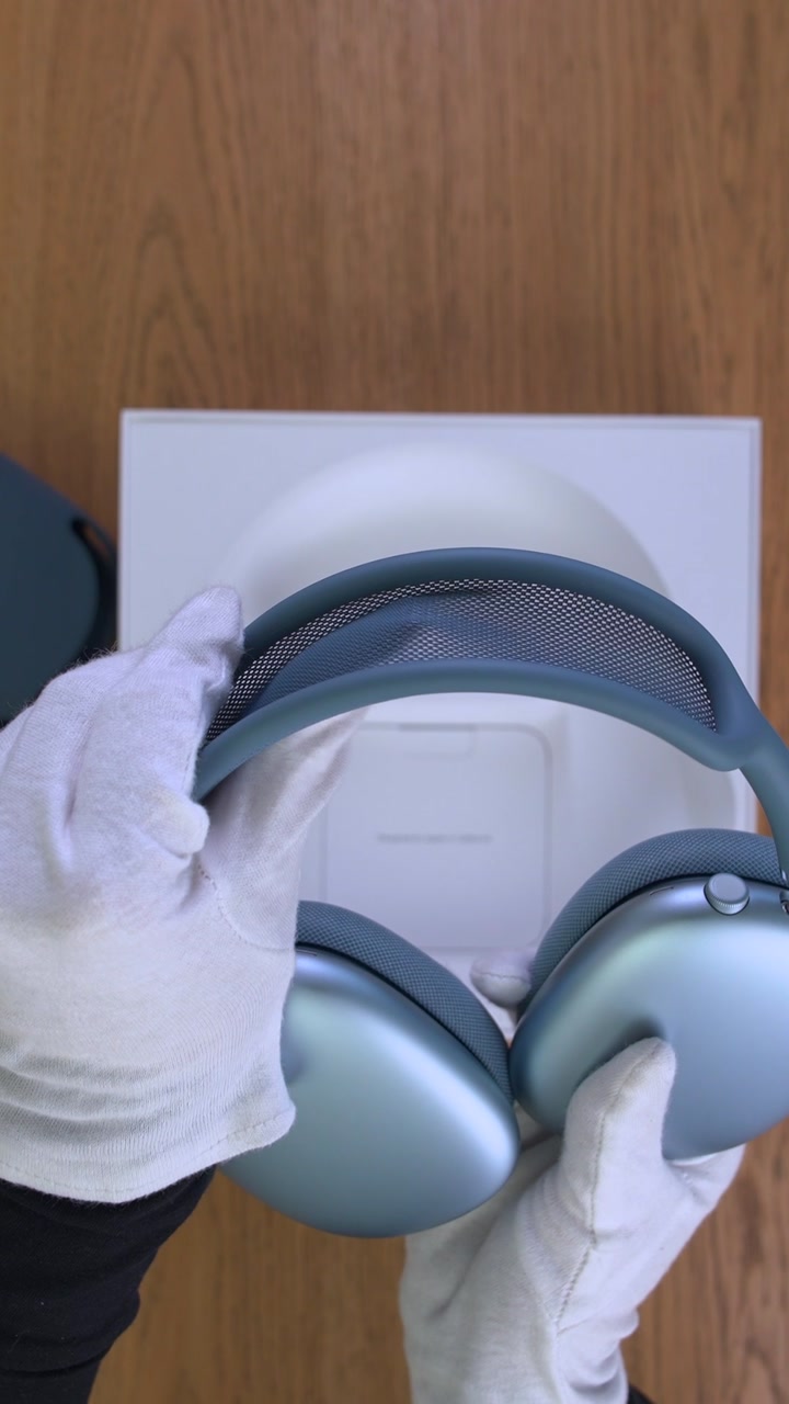 AirPods Max 2  (2026) Blue