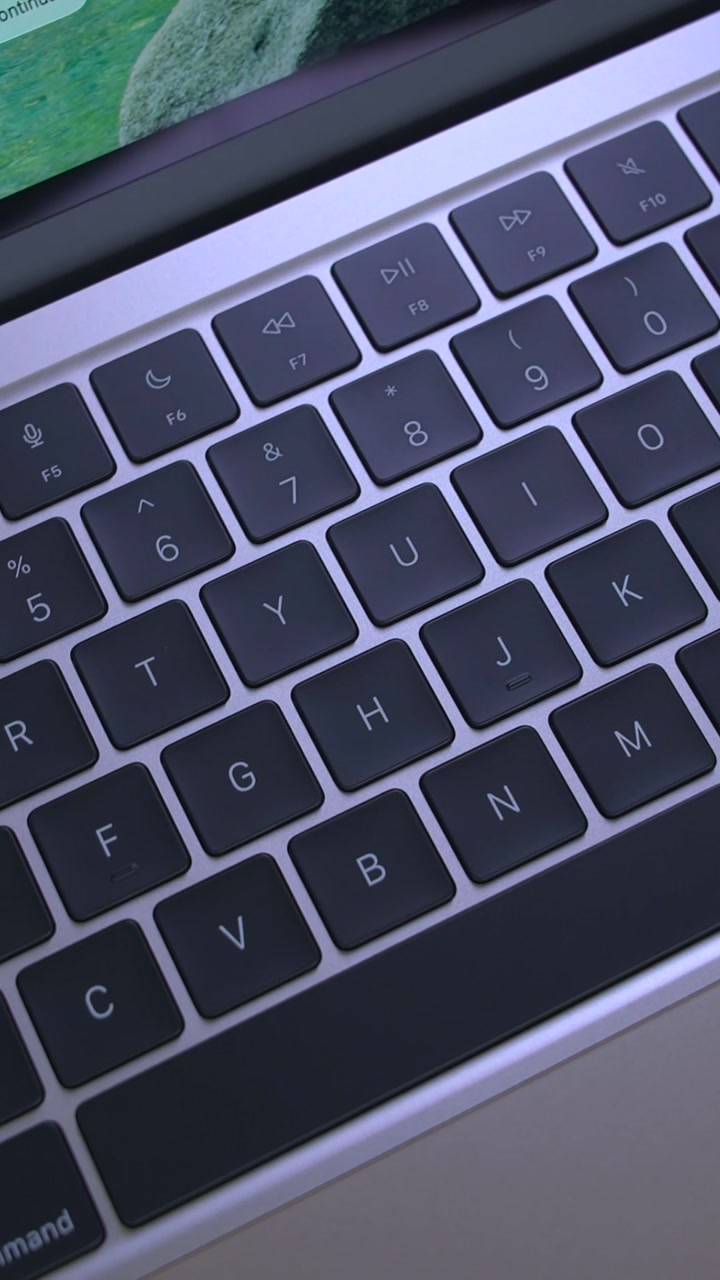 Apple MacBook Air 13 (2026) M5 Starlight