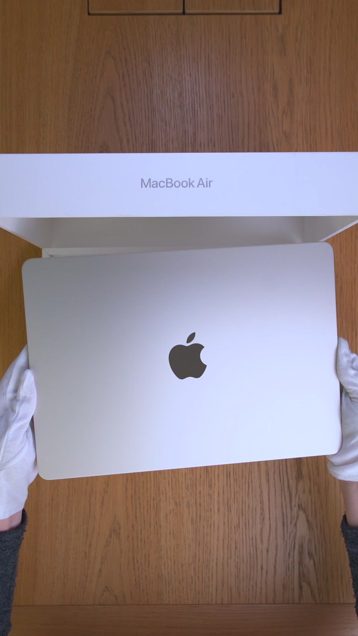 MacBook Air 13 (2026) M5 Starlight