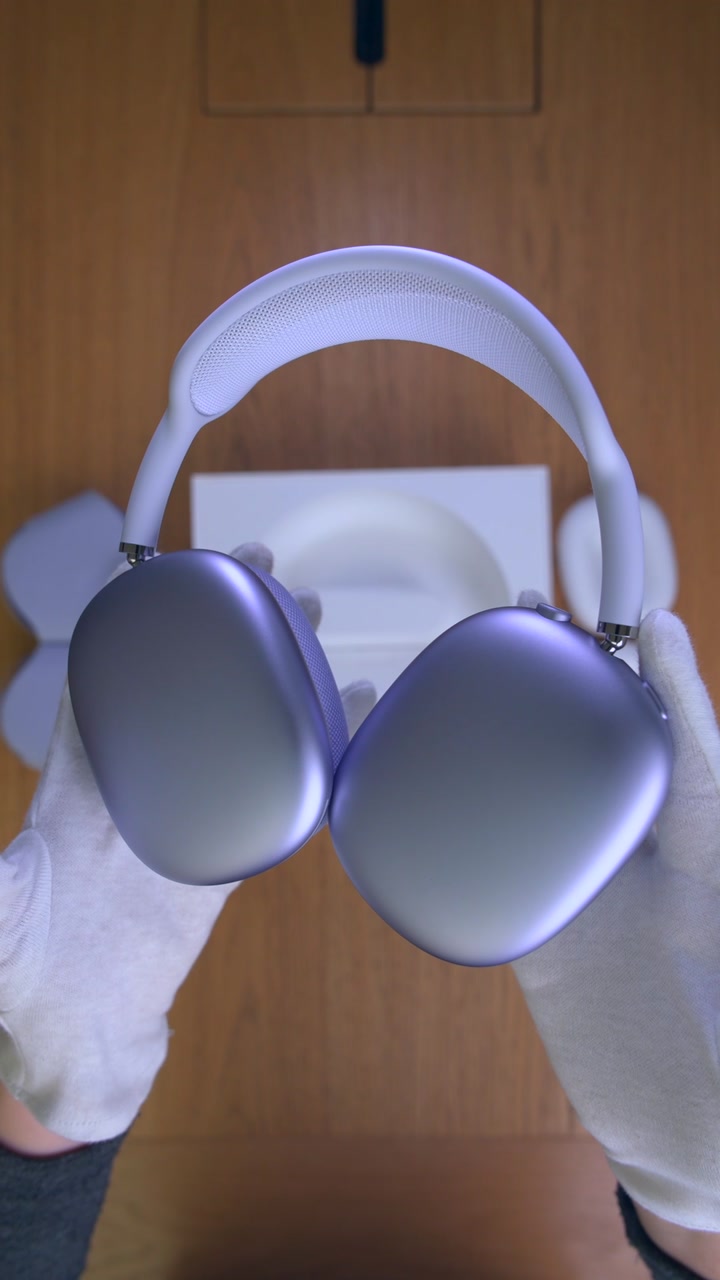 AirPods Max 2 (2026) Purple