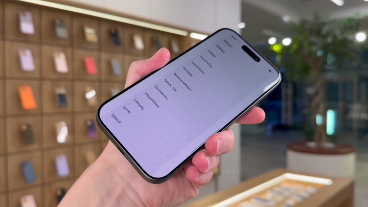 iPhone 17 Black