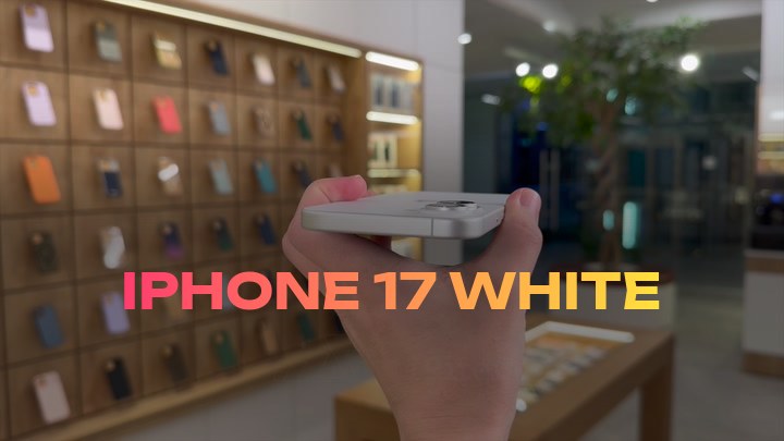 iPhone 17 White