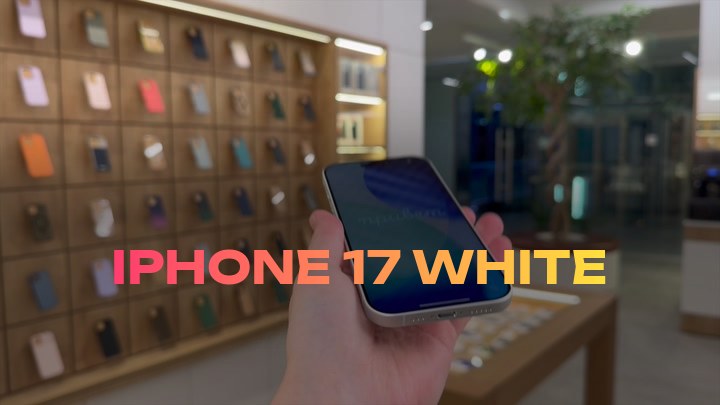 iPhone 17 White