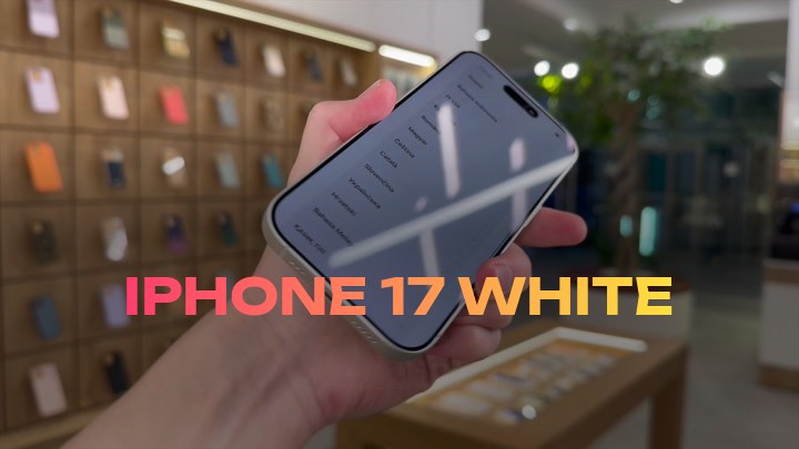 iPhone 17 White