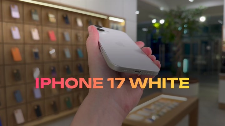 iPhone 17 White