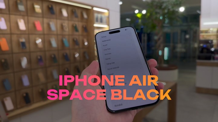 iPhone Air Space Black