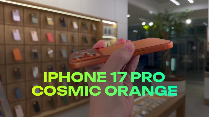 iPhone 17 Pro Cosmic Orange
