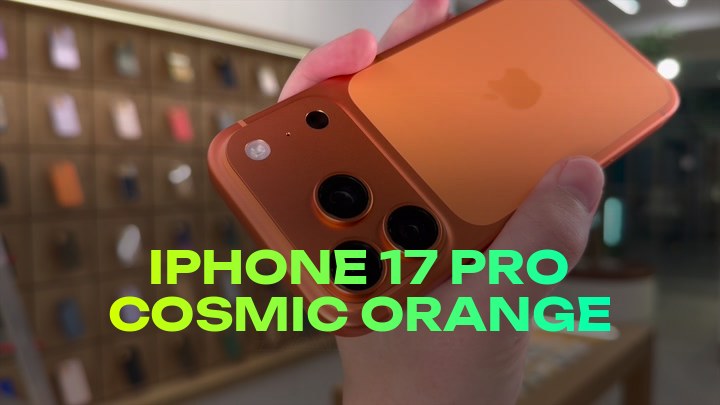 iPhone 17 Pro Cosmic Orange