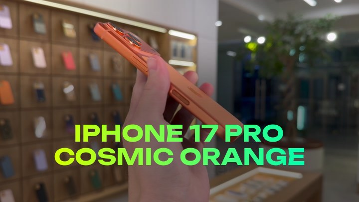 iPhone 17 Pro Cosmic Orange