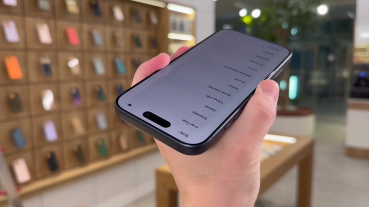 iPhone 17 Pro Deep Blue
