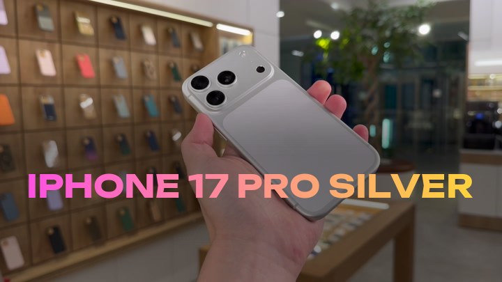 iPhone 17 Pro Silver
