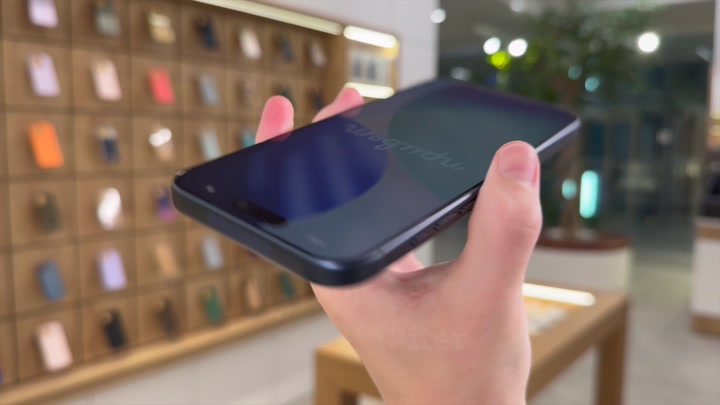 iPhone 17 Pro Max Deep Blue